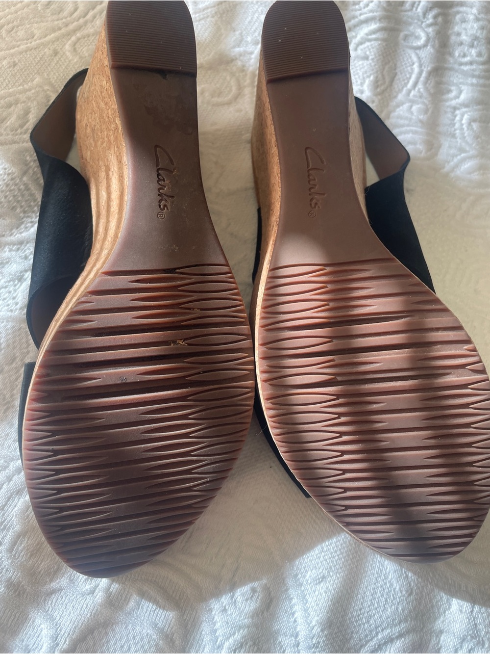 Clarks Black Women's Crisscross Slingback Sandals - Picture 3 of 10